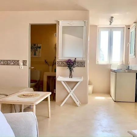 Marialena's * Agios Ioannis Diakoftis